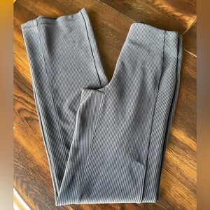 Lululemon Ribbed Softstreme Flared Pant Women’s 4 Reg Black Athleisure Casual